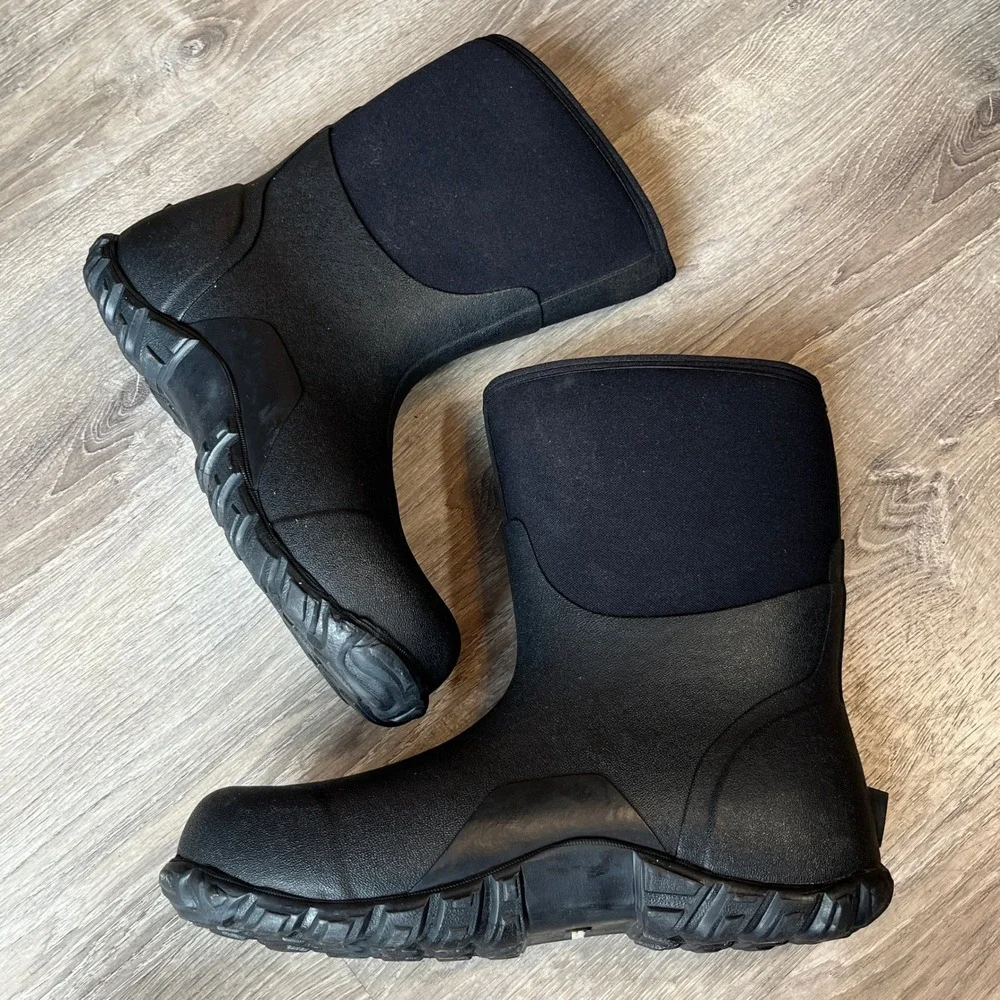 NEW! Bogs Classic Mid Mens 15 Black Waterproof Insulated Work Boots 61142-001